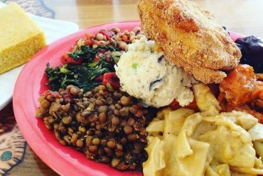 vegan soul food, soul food, mac and cheese, fried tofu, collard greens, corn bread